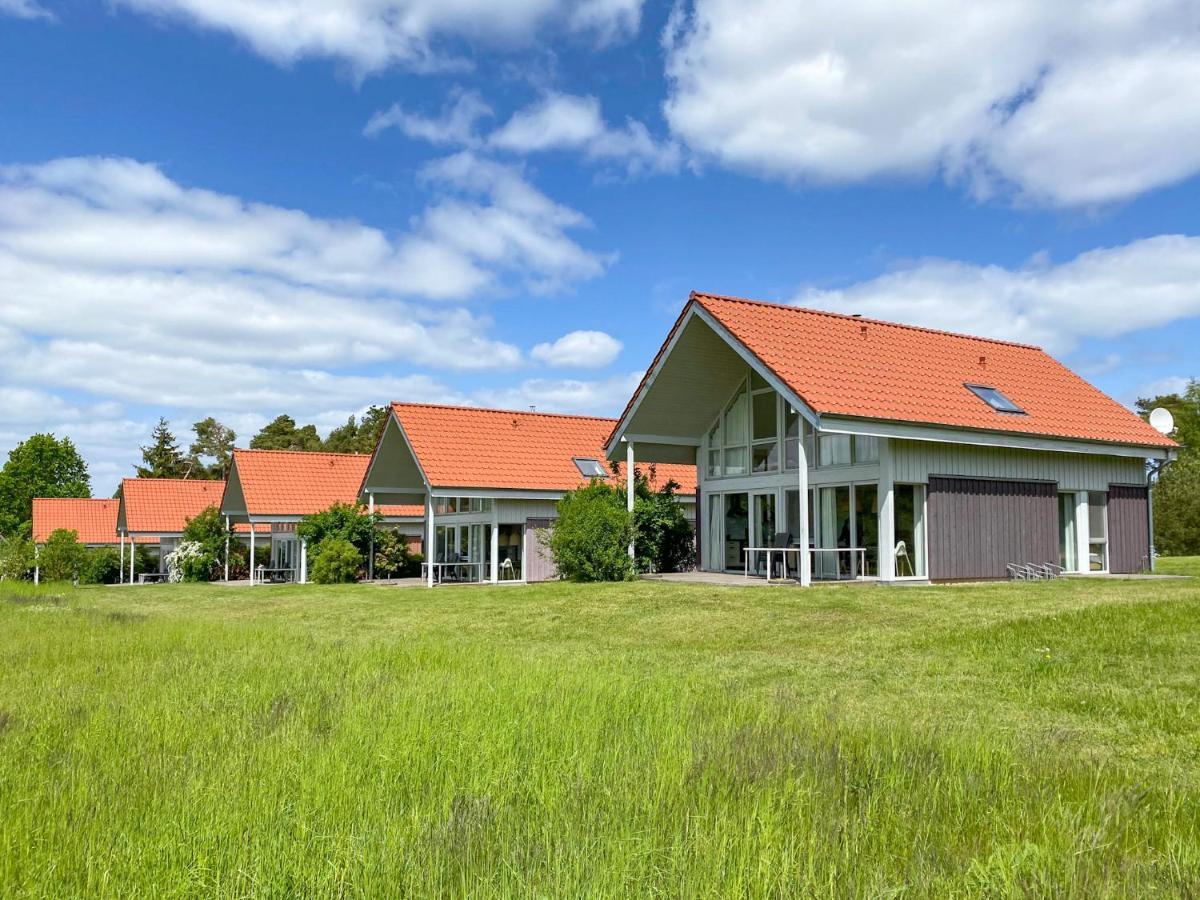 Ferienhaus Wiesengefluester W10 - Mit Sauna, Kamin Und Garten Röbel Exterior foto